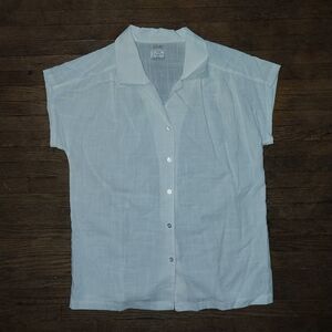 Vintage Pykettes White Short Sleeve Button-Up Shirt